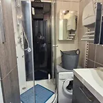 Résidence Les Goelettes Avec Terrasse - Clim - Wifi - Parking - Piscine - Front De Appartement *