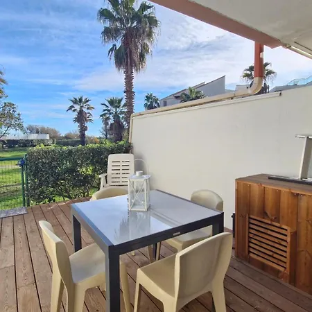 Les Goelettes Avec Terrasse - Clim - Wifi - Parking - Piscine - Front De Apartment *